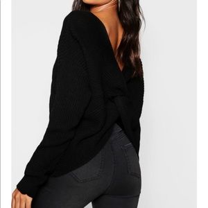 Twist back black sweater